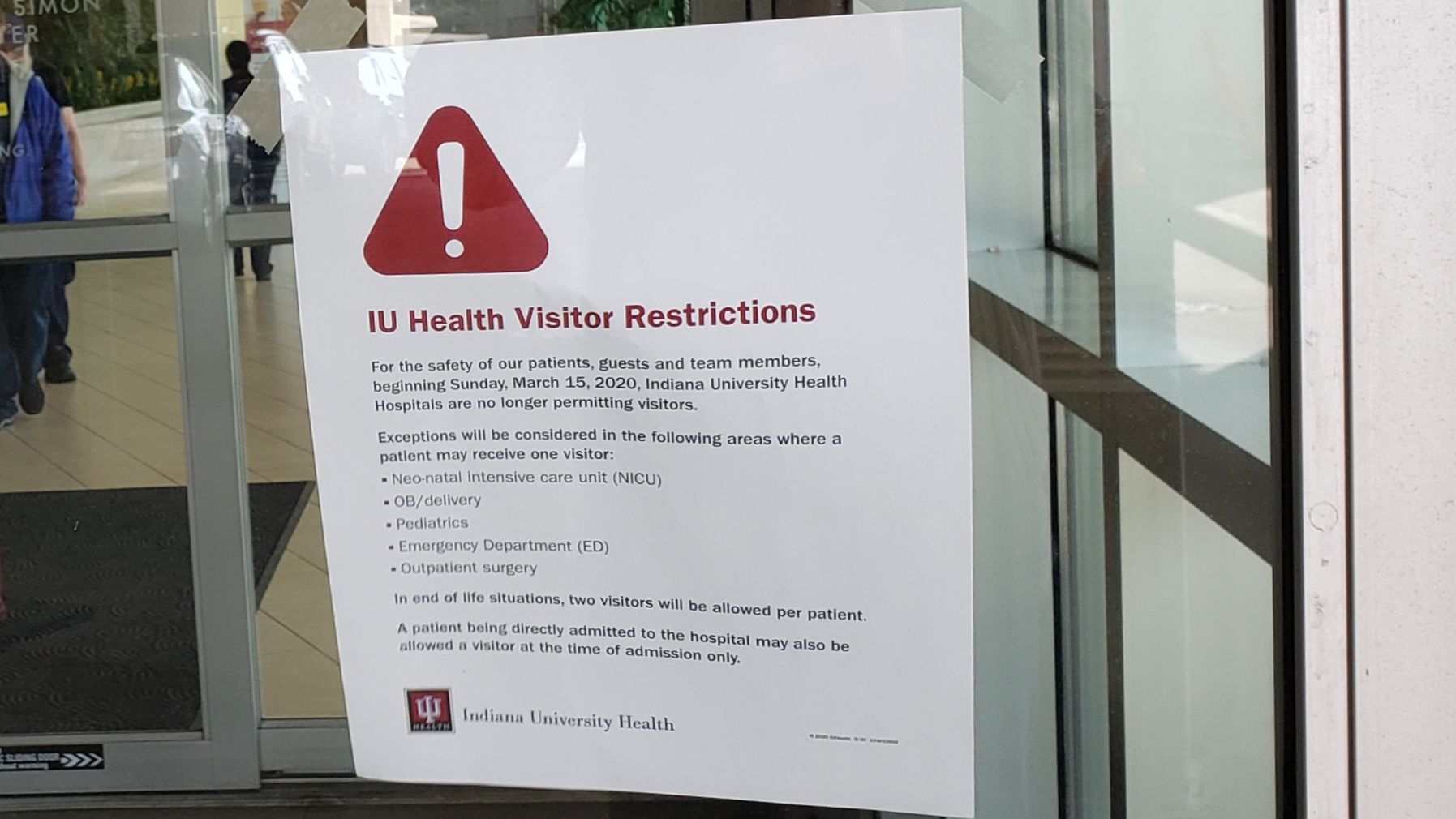 Notice at the entrance of IU Simon Cancer Center